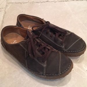 Men’s Clarks Maxton Park Dark Brown Nubuck Shoes